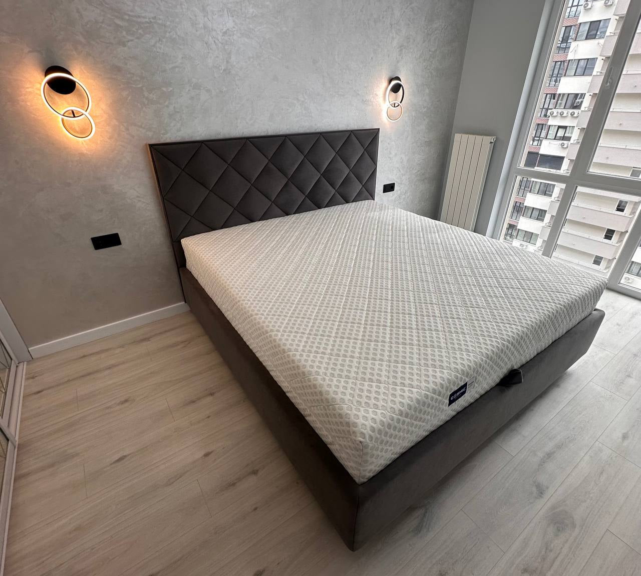 Pat Davimi - Bedding