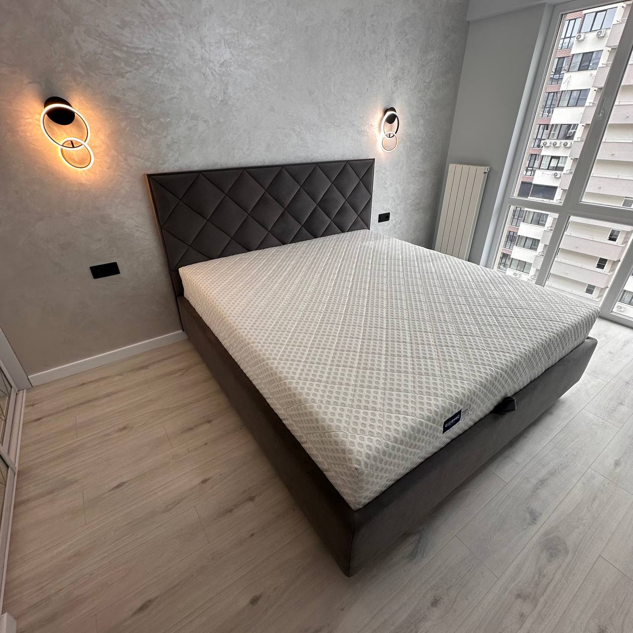 Pat Davimi - Bedding