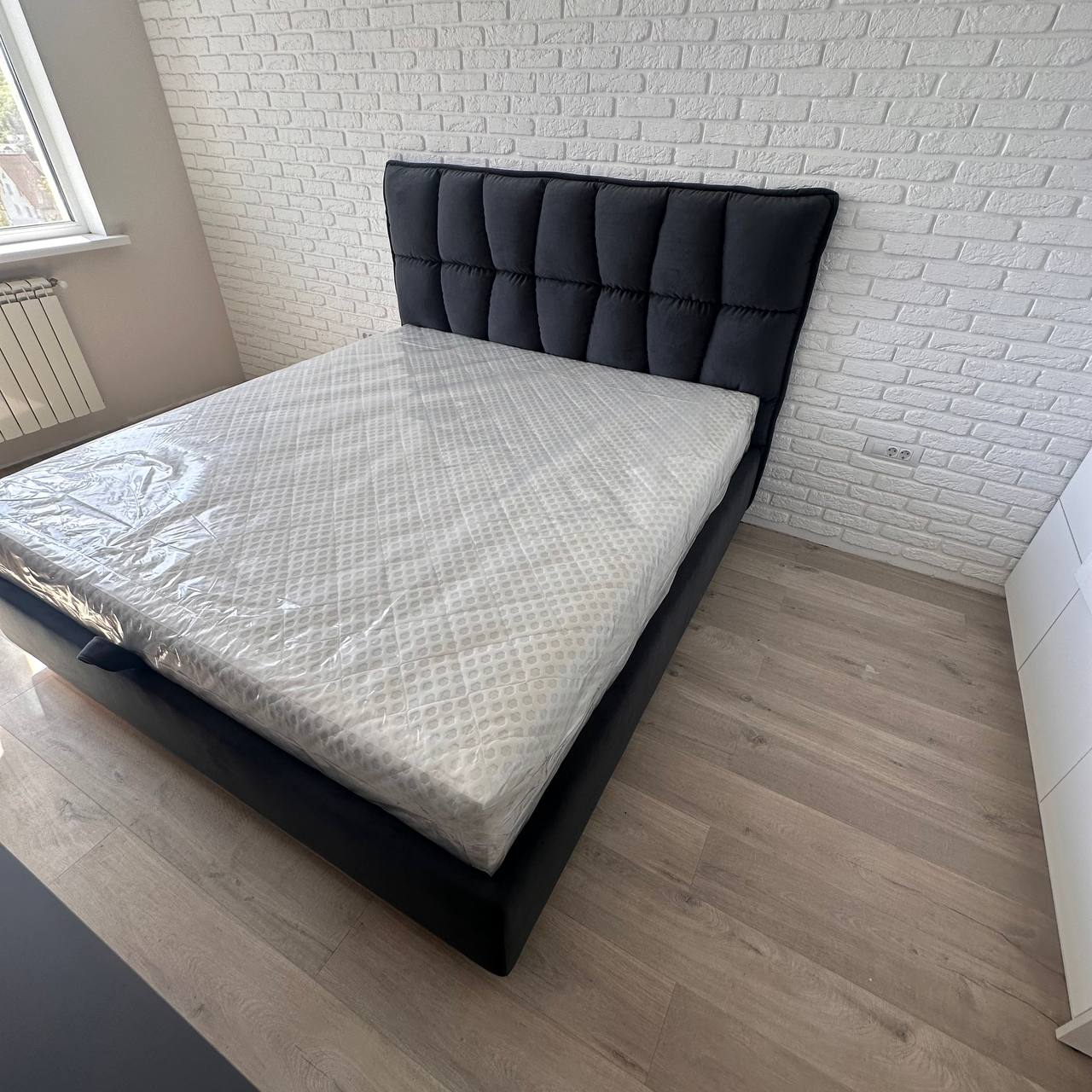 Pat Ferrero - Bedding